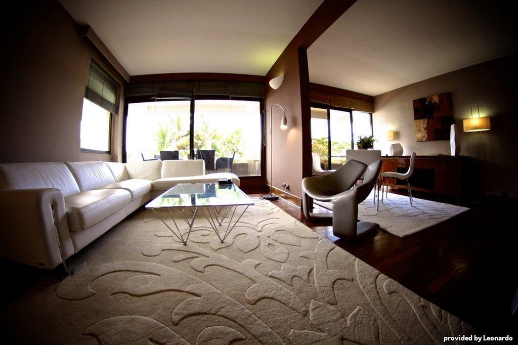 Hotel Le Saint Denis Room photo