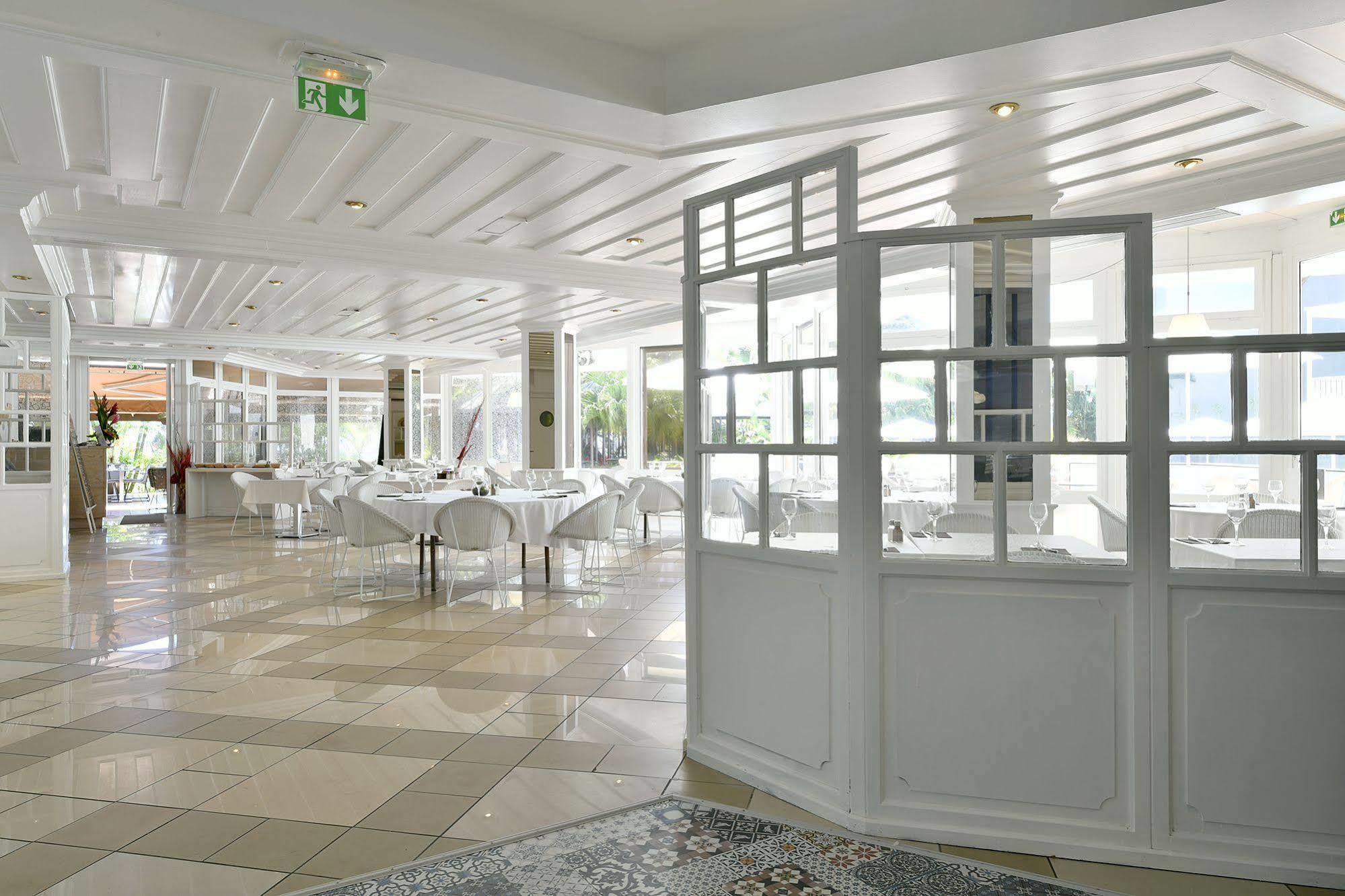Hotel Le Saint Denis Exterior photo